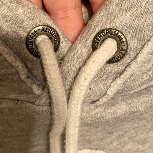 Grey Aero sweat shirt. - Picture 3 of 7